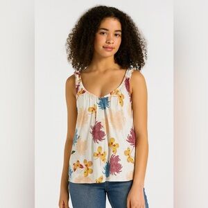 Lucky Brand Butterfly Tank 🦋